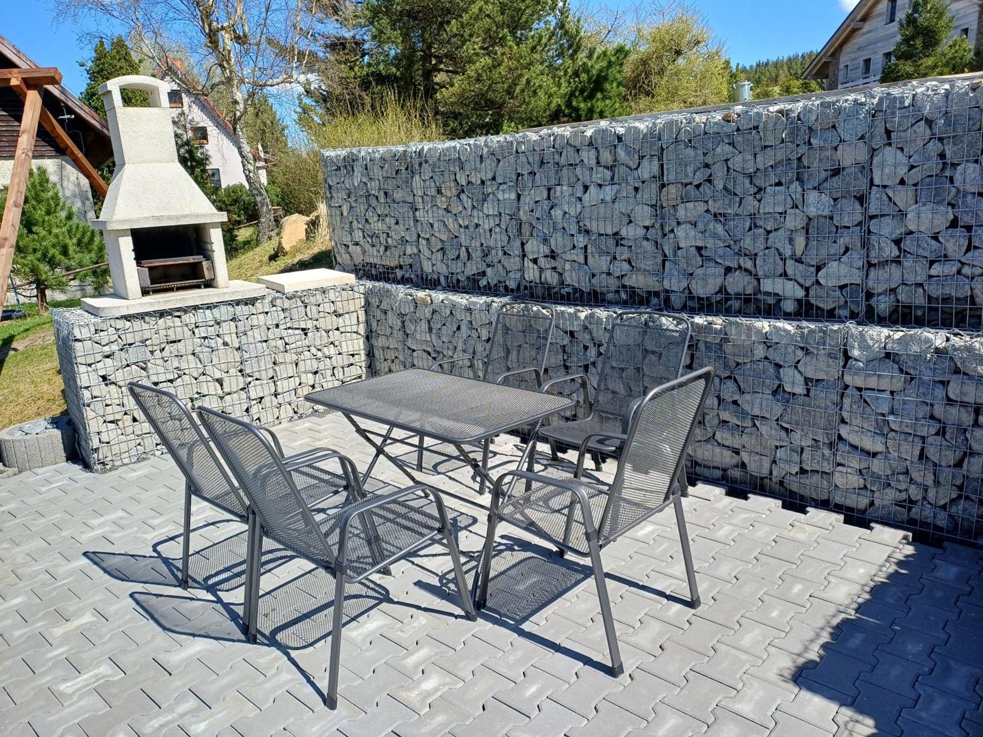 Chaloupka Na Vrsku Villa Loucna pod Klinovcem Exterior photo